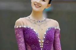 LOL决赛-体操项目冠军惊艳上演双高杠