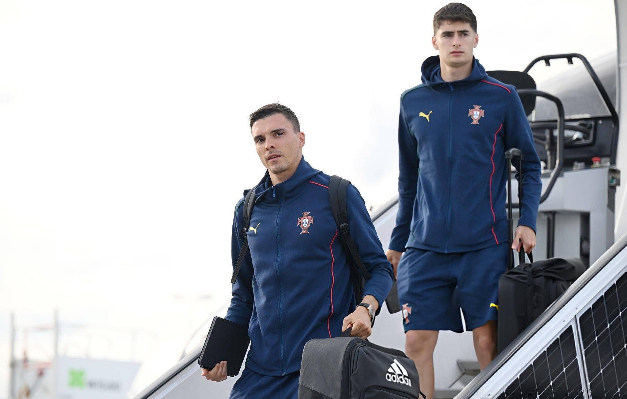 欧洲国家队调整战术，备战本土联赛