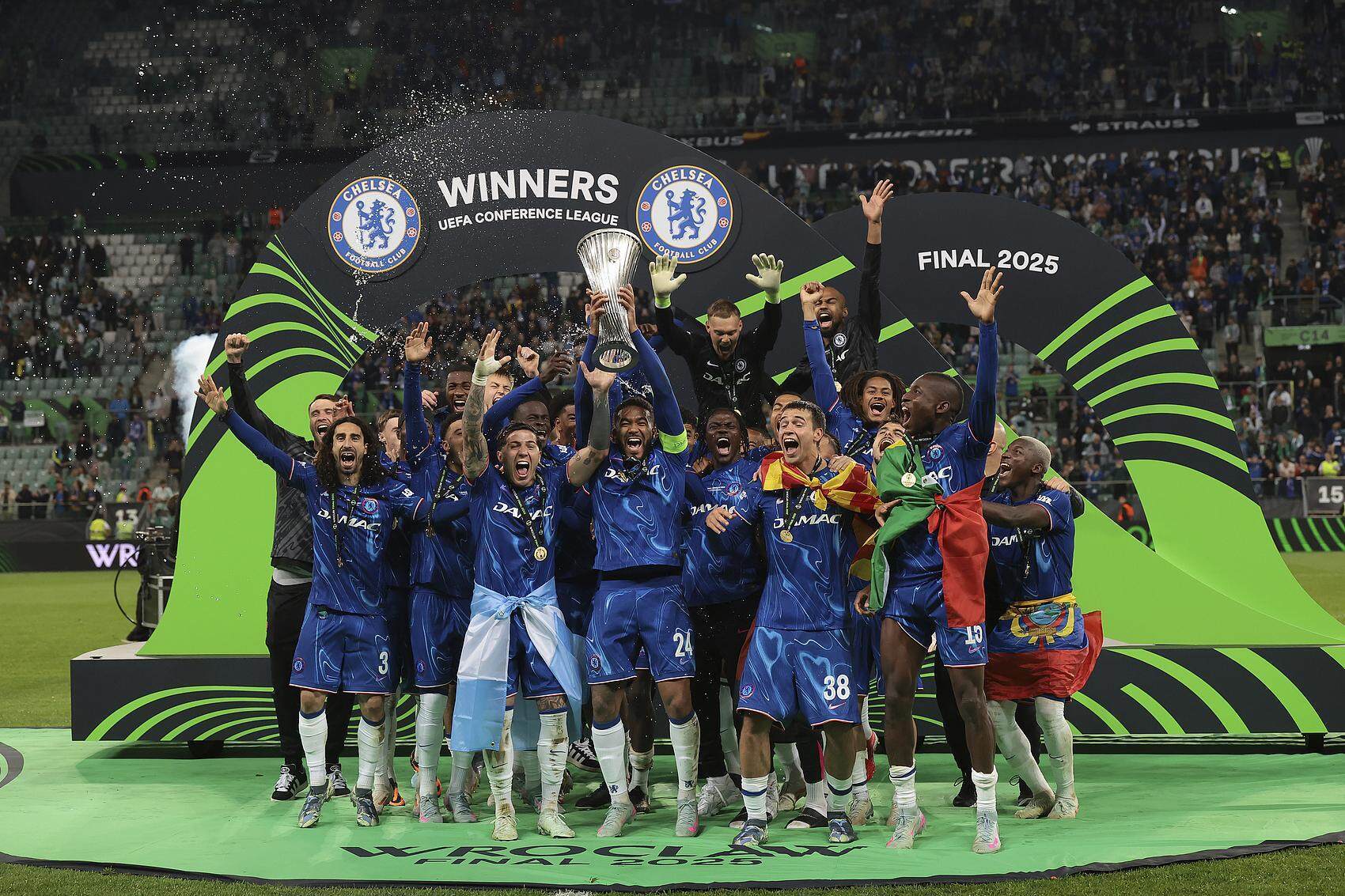 维尔京群岛队小组排名第一，晋级欧洲杯资格赛