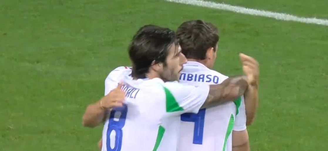 包含塞利斯挑选好苗，中场表现亮眼的词条