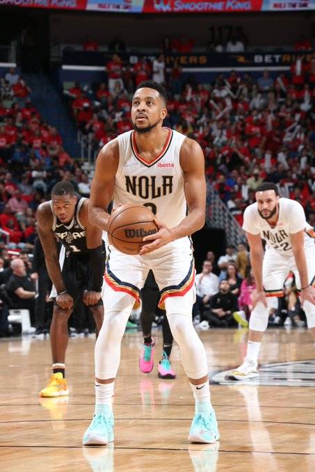 马刺绝杀火箭，麦科勒姆扛起全队的简单介绍