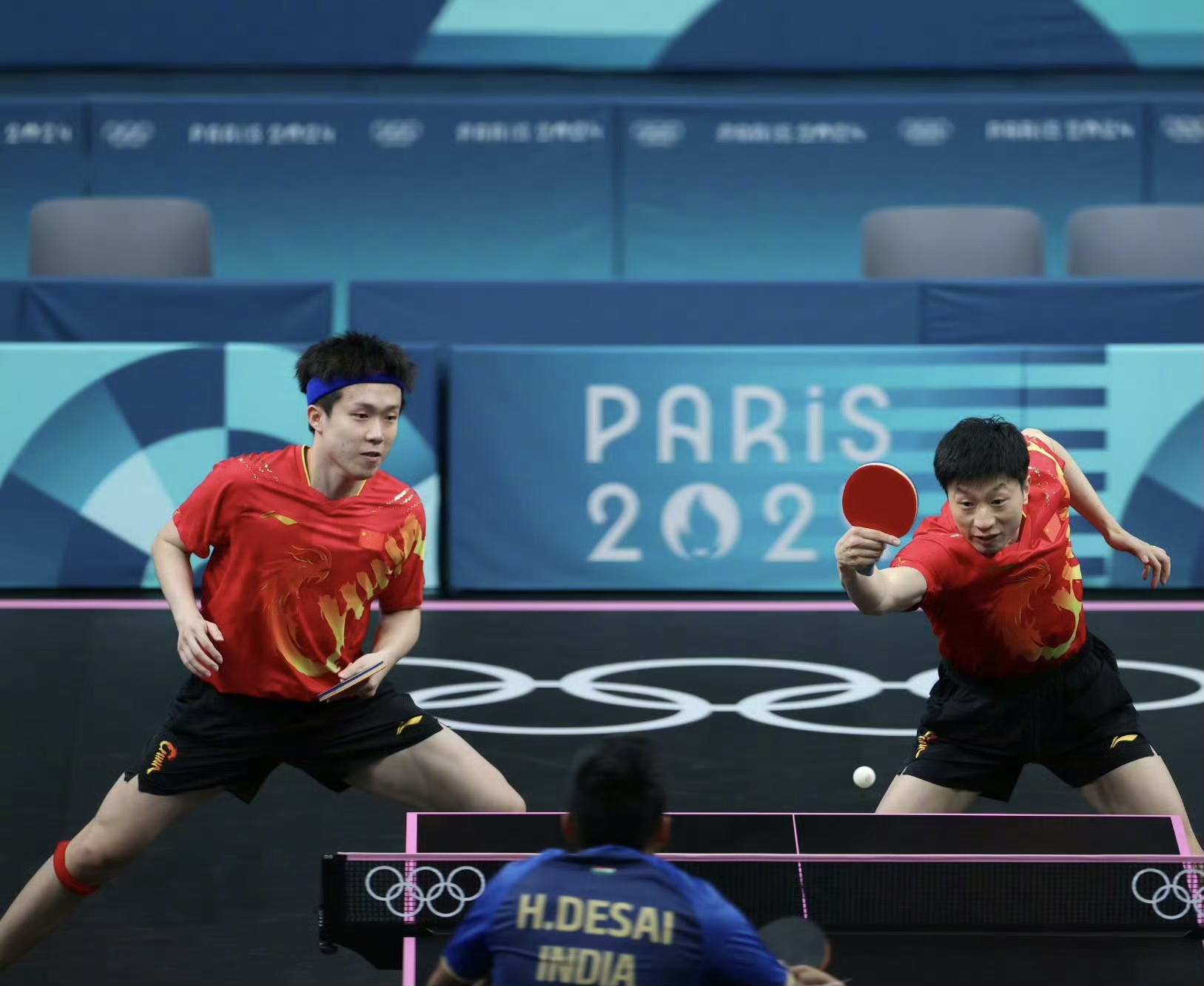 包含法国队力克韩国队，马龙扛起全队的词条