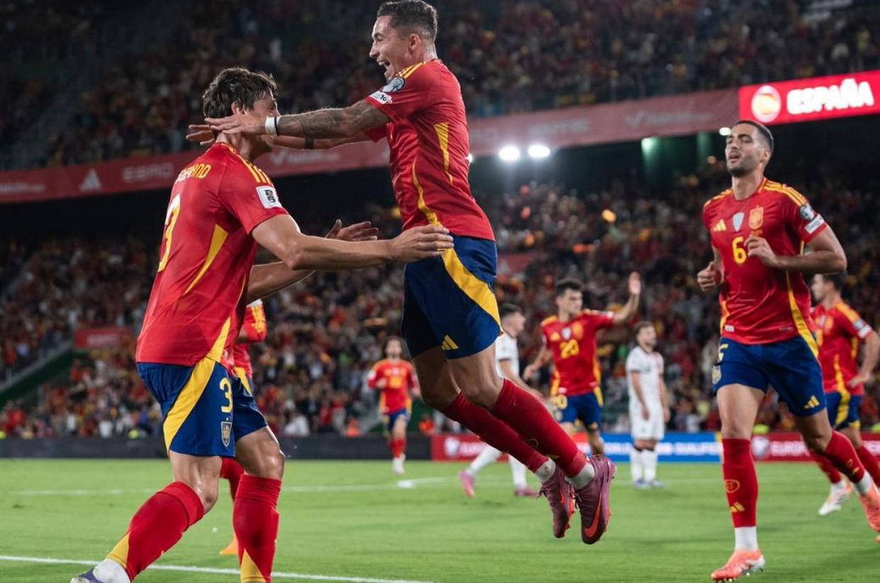 乌克兰险胜西班牙，奥亚尔萨瓦尔带队取胜